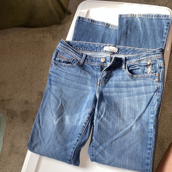 Juniors Young & Faded Jeans - Picture 3 of 4